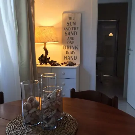 شقة Follow The Sun كالياري